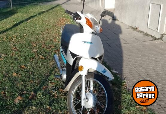 Motos - Motomel Blitz 2022 Nafta 9000Km - En Venta