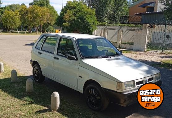 Autos - Fiat Uno 2000 Nafta 145000Km - En Venta