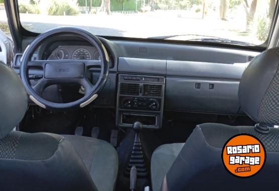 Autos - Fiat Uno 2000 Nafta 145000Km - En Venta