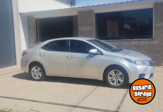 Autos - Toyota Corolla XLI 1.8 6 M/T 2014 Nafta 182000Km - En Venta