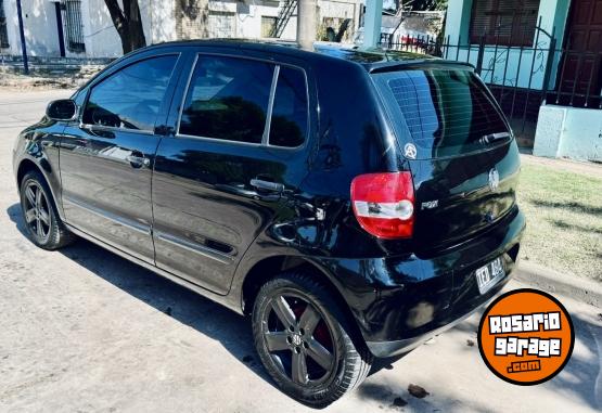 Autos - Volkswagen Fox highline 2009 Nafta 180000Km - En Venta