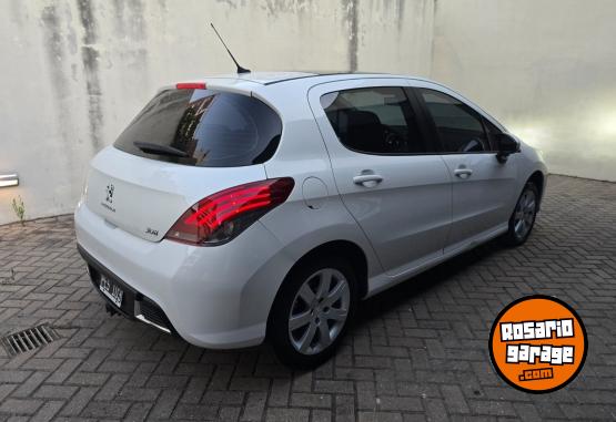 Autos - Peugeot Allure c/navegador 2015 Nafta 108000Km - En Venta