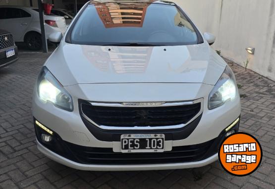 Autos - Peugeot Allure c/navegador 2015 Nafta 108000Km - En Venta