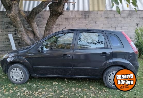 Autos - Ford Fiesta ambiente 2006 GNC 230000Km - En Venta