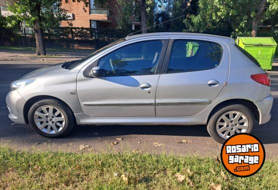 Autos - Peugeot 207 xp compact 2011 Nafta 100000Km - En Venta