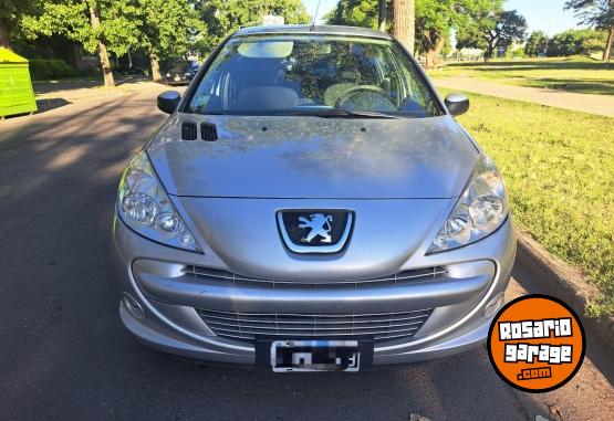 Autos - Peugeot 207 xp compact 2011 Nafta 100000Km - En Venta