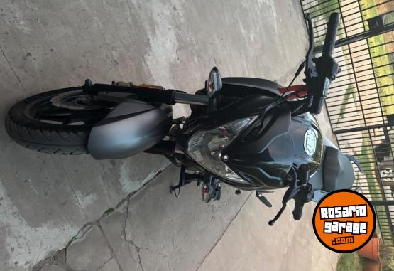 Motos - Bajaj Rouser 200 2018 Nafta 7600Km - En Venta