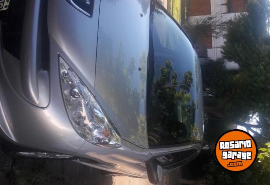 Autos - Peugeot 207 compact 2012 Diesel 249000Km - En Venta