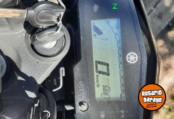 Motos - Yamaha FZ250 2023 Nafta 5881Km - En Venta