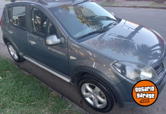 Autos - Renault Sandero stepway impecable 2010 Nafta 130000Km - En Venta