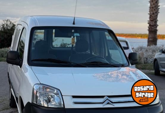 Utilitarios - Citroen Citroen Berlingo hdi 2021 2021 Diesel 36000Km - En Venta