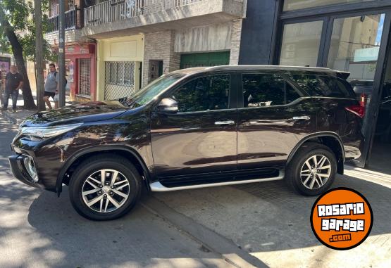 Camionetas - Toyota SW4 SRX 2.8 TDI 7AS 2017 Diesel 114000Km - En Venta