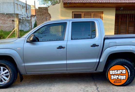 Camionetas - Volkswagen Amarok Trendline 140cv. 2022 Diesel 55000Km - En Venta