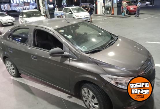 Autos - Chevrolet Prisma 2013 GNC 145000Km - En Venta