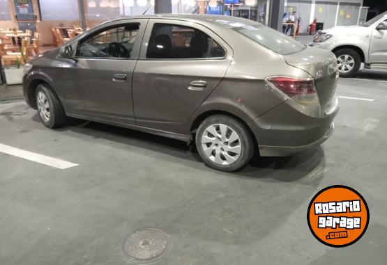 Autos - Chevrolet Prisma 2013 GNC 145000Km - En Venta