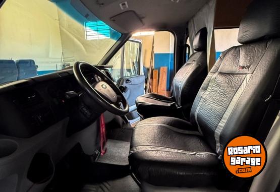 Utilitarios - Ford Transit 2012 Diesel 300000Km - En Venta