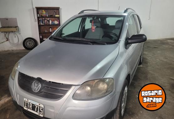 Autos - Volkswagen Suran 2010 GNC 150000Km - En Venta