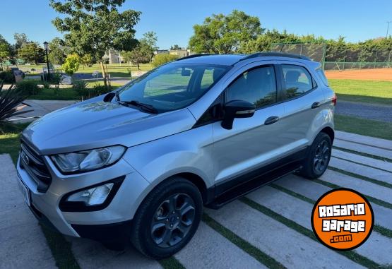 Camionetas - Ford ECOSPORT FREESTYLE 2018 Nafta 130000Km - En Venta