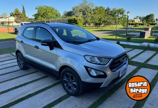 Camionetas - Ford ECOSPORT FREESTYLE 2018 Nafta 130000Km - En Venta