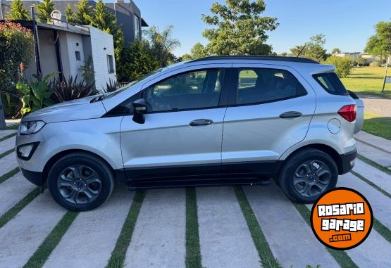 Camionetas - Ford ECOSPORT FREESTYLE 2018 Nafta 130000Km - En Venta