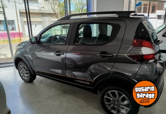 Autos - Fiat MOBI TREKKING 2025 Nafta 0Km - En Venta