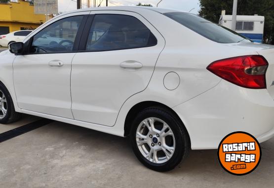 Autos - Ford KA +SEL 2018 Nafta 62740Km - En Venta