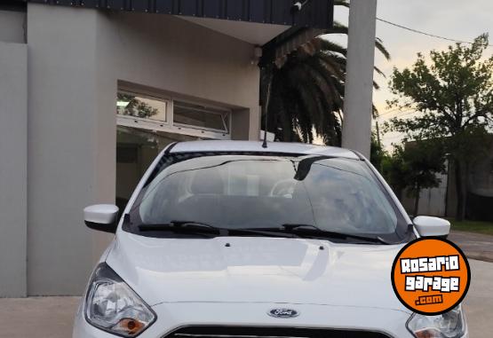 Autos - Ford KA +SEL 2018 Nafta 62740Km - En Venta