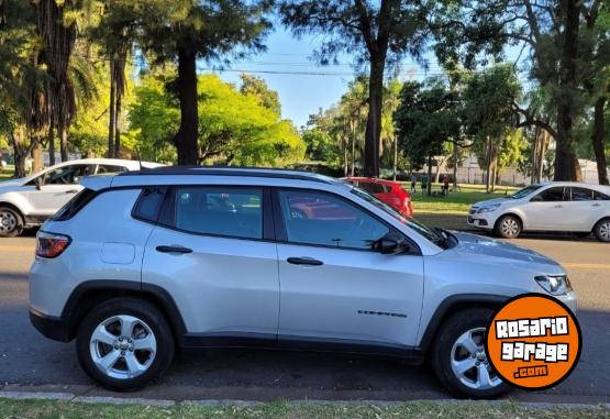 Camionetas - Jeep Jeep compass sport 2018 Nafta 44000Km - En Venta