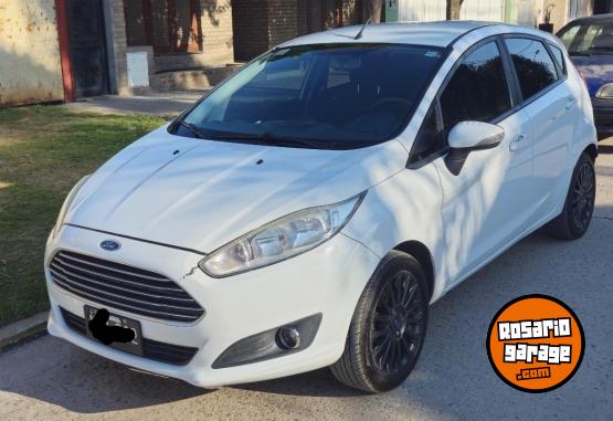 Autos - Ford Fiesta SE 2014 Nafta 130000Km - En Venta