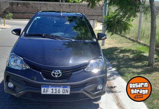 Autos - Toyota Etios xls 2022 Nafta 7000Km - En Venta