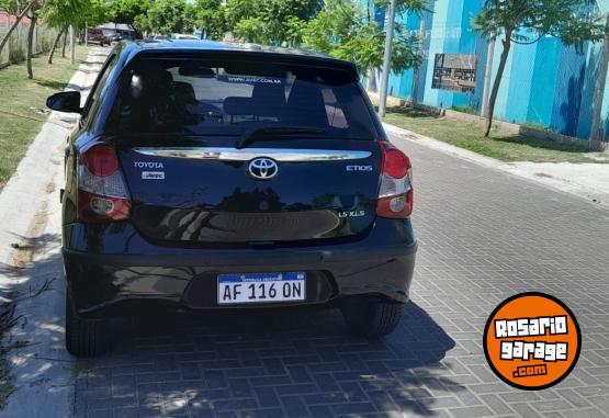 Autos - Toyota Etios xls 2022 Nafta 7000Km - En Venta