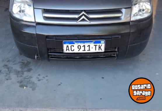 Utilitarios - Citroen Berlingo mixta hdi 2018 Diesel 246000Km - En Venta