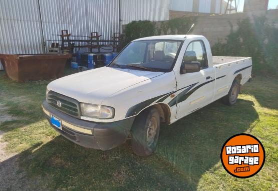 Camionetas - Mazda B2500 2001 Diesel 250000Km - En Venta