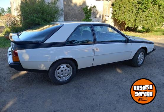 Autos - Renault coup fuego gtx 1989 Nafta 99850Km - En Venta