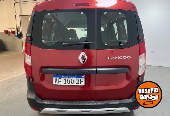 Utilitarios - Renault KANGOO II STEPWAY 1.6 SCE 2021 Nafta 57000Km - En Venta