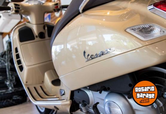 Motos - Vespa GTS 300 2017 Nafta 4987Km - En Venta