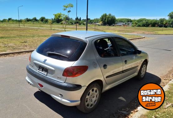 Autos - Peugeot 206 xr premium 2005 Nafta 169000Km - En Venta