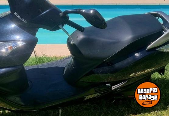 Motos - Honda Elite 125 2017 Nafta 25000Km - En Venta