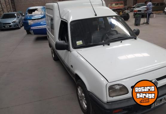 Utilitarios - Renault Express RN 1.9D 1996 Diesel 250000Km - En Venta