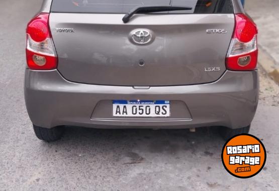 Autos - Toyota Etios XS 1.5 2016 Nafta 93000Km - En Venta