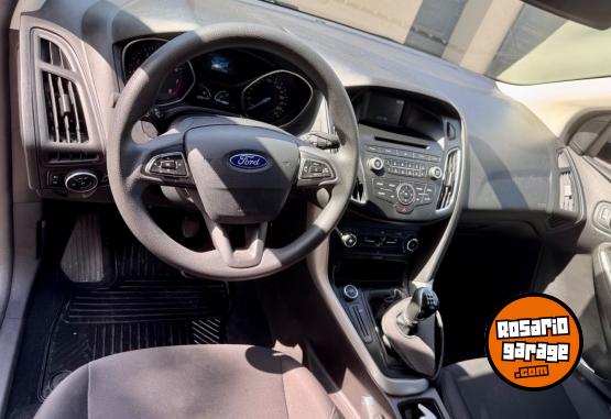 Autos - Ford Focus 2019 Nafta 73000Km - En Venta