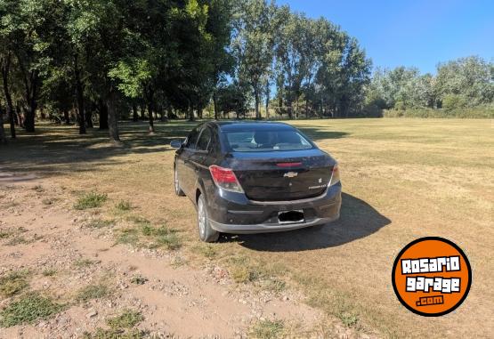 Autos - Chevrolet Prisma LTZ 2013 Nafta 97000Km - En Venta