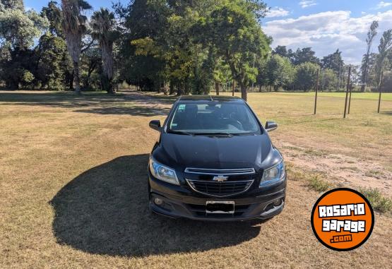 Autos - Chevrolet Prisma LTZ 2013 Nafta 97000Km - En Venta