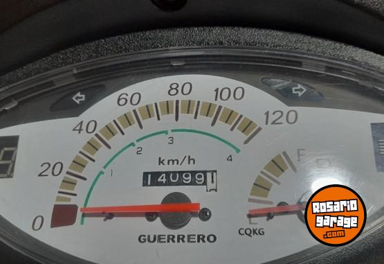 Motos - Guerrero 110 2022 Nafta 14000Km - En Venta