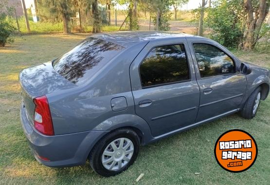 Autos - Renault Logan 2013 GNC 187000Km - En Venta