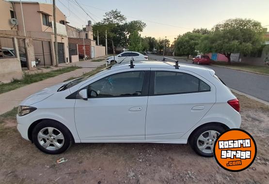 Autos - Chevrolet ONIX LT 1.4 2018 GNC 135000Km - En Venta