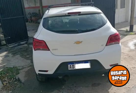 Autos - Chevrolet ONIX LT 1.4 2018 GNC 135000Km - En Venta