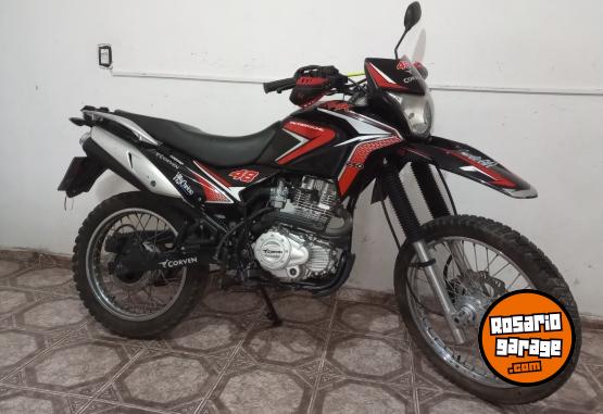 Motos - Corven Triax 250 r3 2018 Nafta 12000Km - En Venta