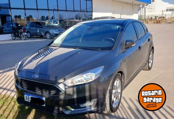 Autos - Ford Focus SE Plus 2017 Nafta 67000Km - En Venta