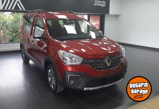 Utilitarios - Renault Kangoo 2024 Nafta 2800Km - En Venta